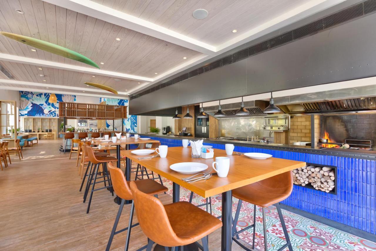 Outrigger Surin Beach Resort - Sha Extra Plus المظهر الخارجي الصورة The Kitchen Table