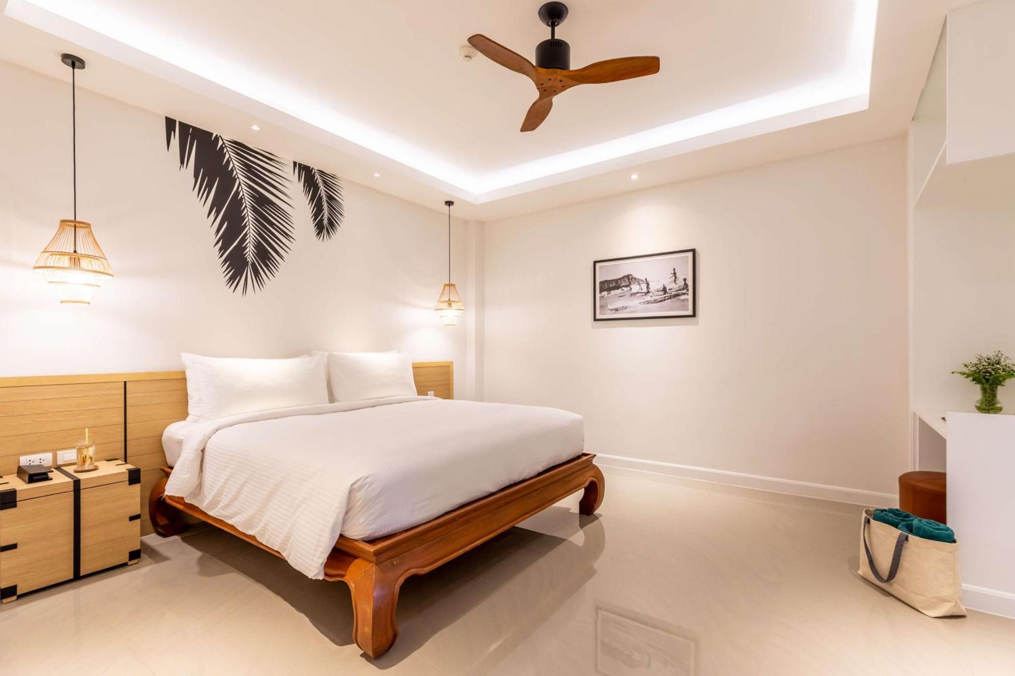 Outrigger Surin Beach Resort - Sha Extra Plus المظهر الخارجي الصورة A bedroom at the hotel